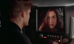 把瓜放嘴里吃原视频女生,重温“把瓜放嘴里吃”原视频女生风采