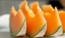 过年可吃哈密瓜吗视频教程,哈密瓜制作教程，轻松享受甜蜜时光