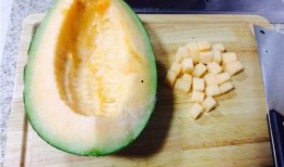 哈密瓜如何弄熟吃视频,简单美味，轻松掌握